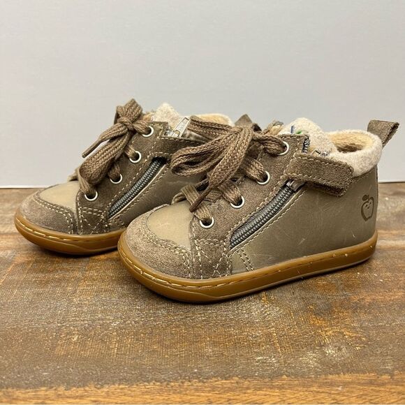 Shoo Pom Green/Brown Kids Sneakers with Laces & Fuzzy Lining- Size 21 - Picture 6 of 6